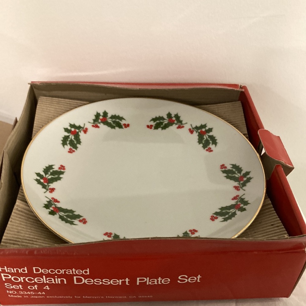 Mervyn Hand Decorated Porcelain Dessert Plate Set - Picture 3 of 5